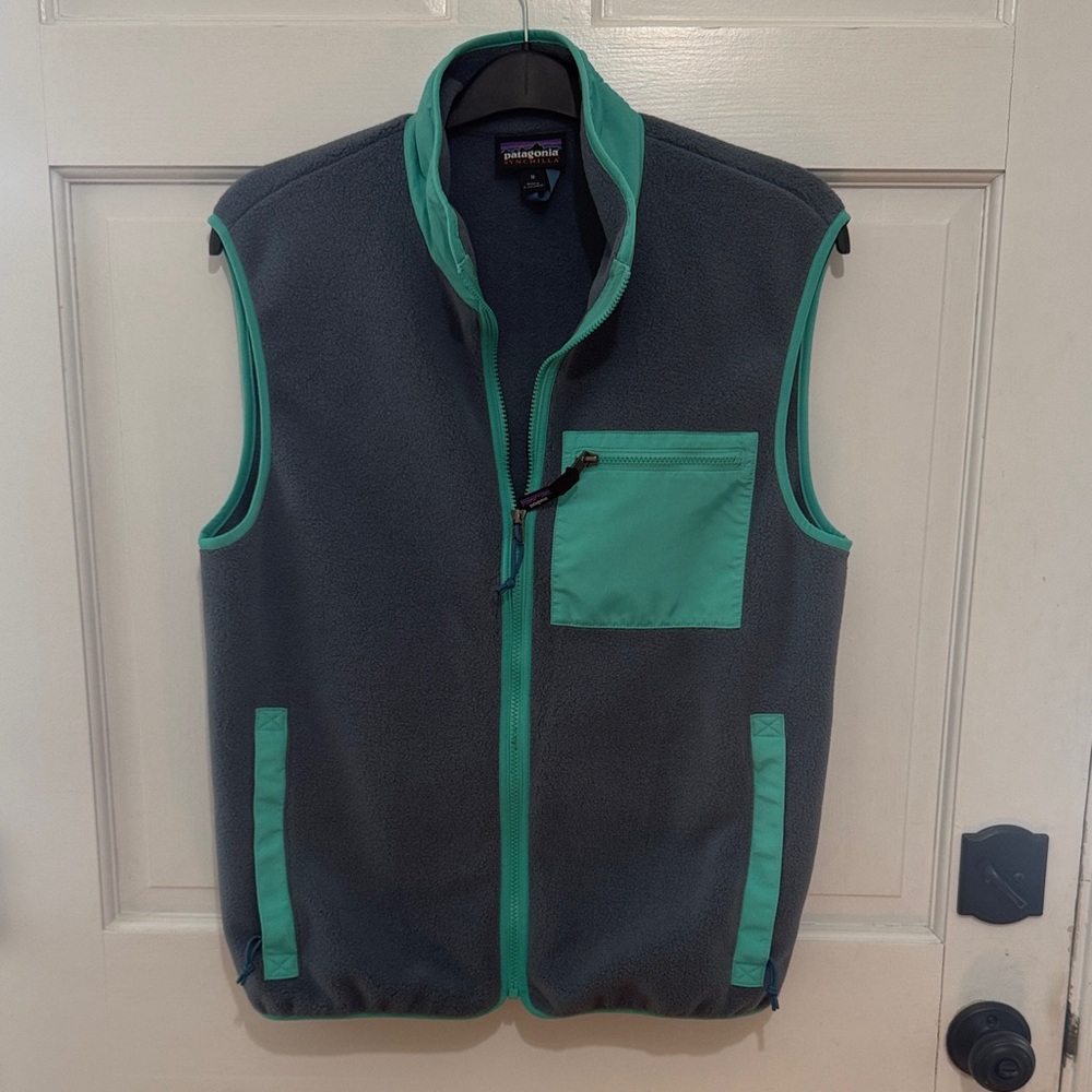 Patagonia Synchilla Charcoal Fleece Vest